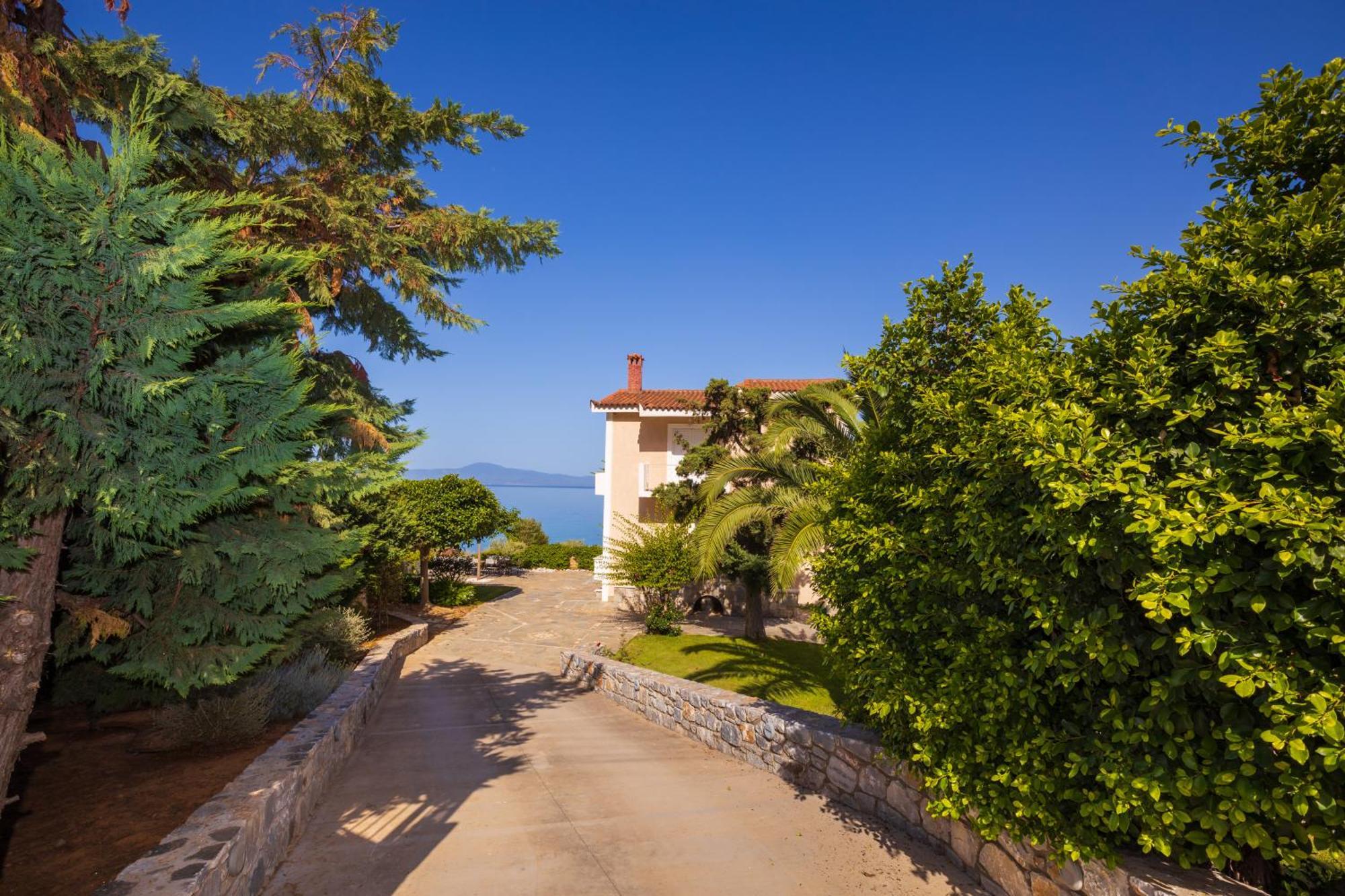 Messinian Blue Seaside Villa Kalamáta Eksteriør bilde