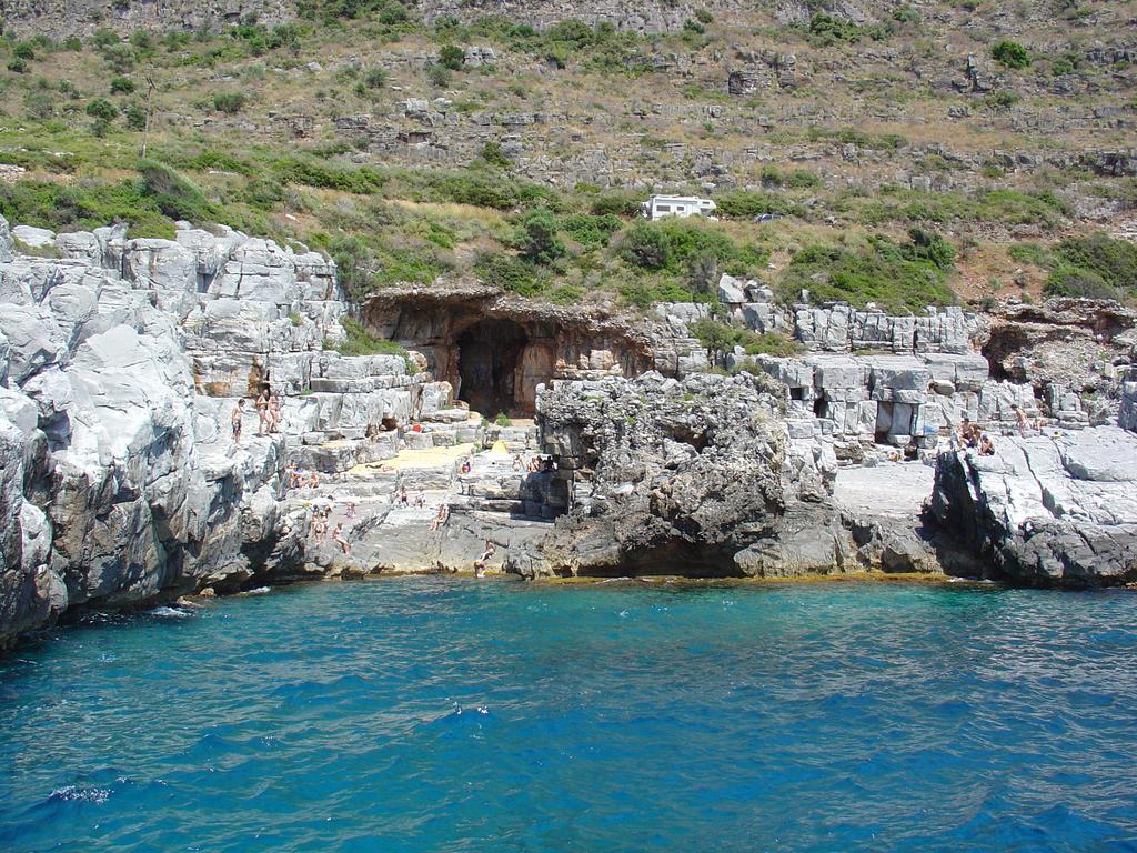 Messinian Blue Seaside Villa Kalamáta Eksteriør bilde