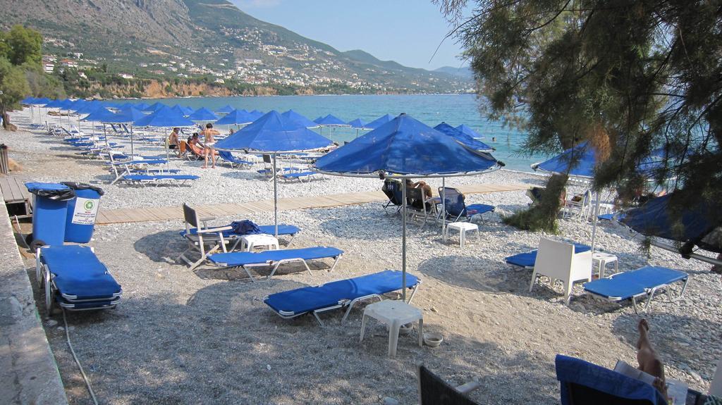 Messinian Blue Seaside Villa Kalamáta Eksteriør bilde